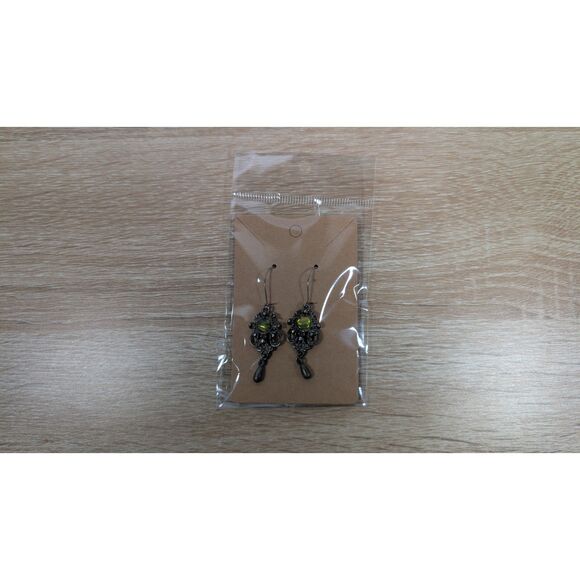 Vintage Style Antique Silver Filigree Dangle Earrings with Green Stone Cabochon - Picture 1 of 1